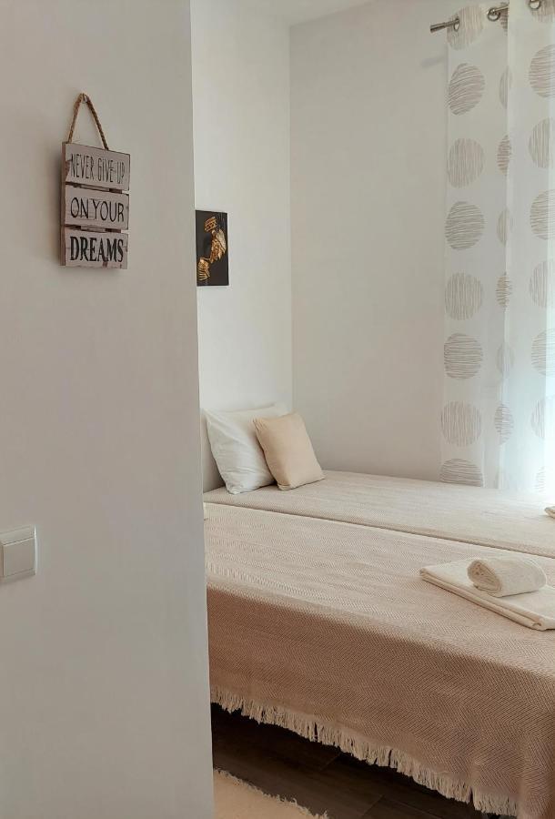 Casa Amarela: Conforto E Localizacao Perfeita! Фаро Екстериор снимка